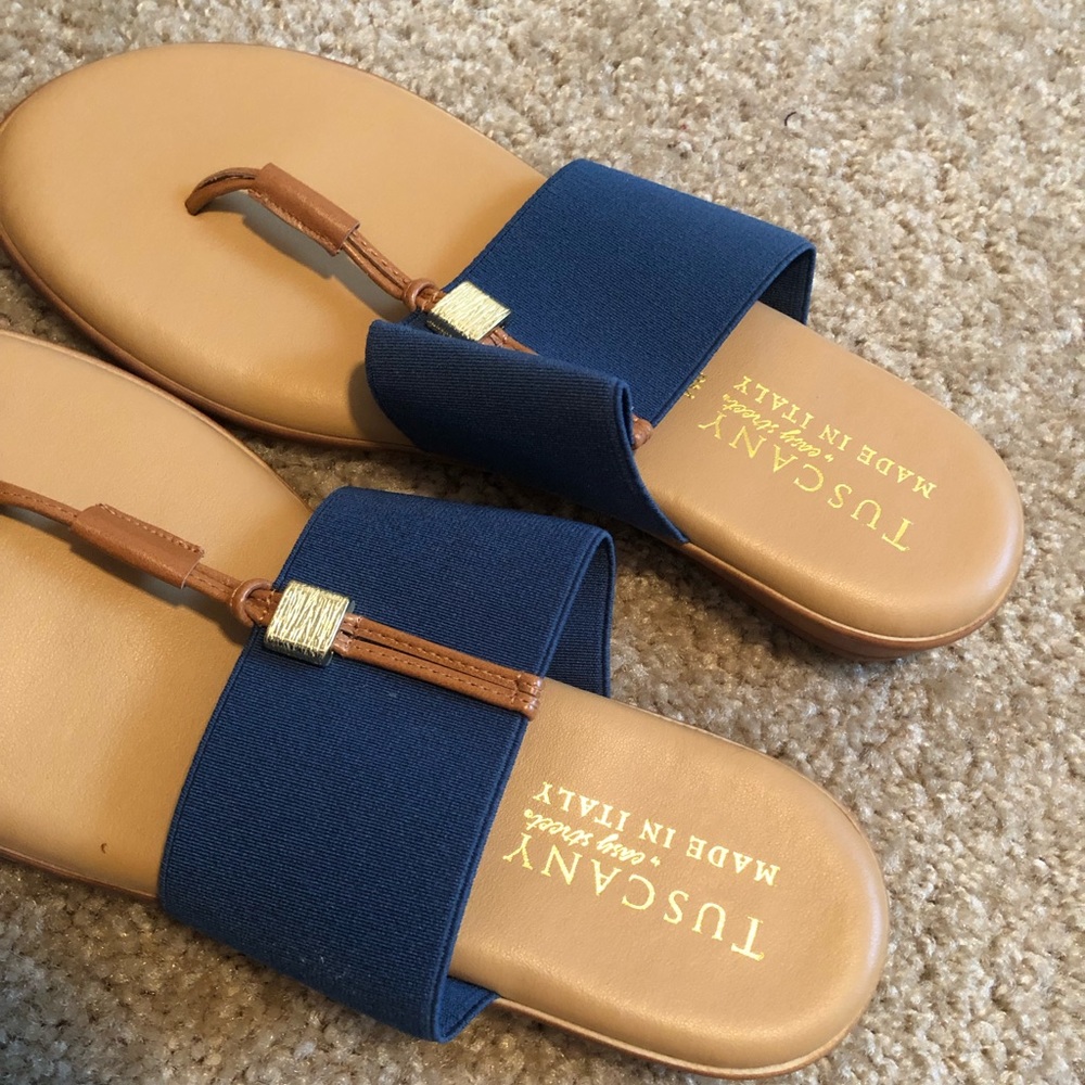 Sandals - Picture 2 of 3